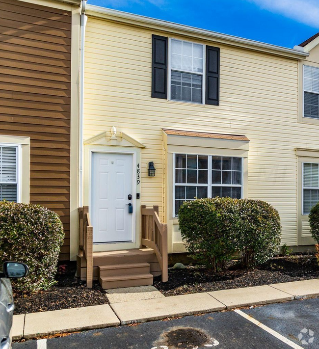 Building Photo - 4839 Stoneybrook Blvd Rental