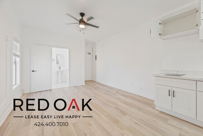 Photo - 744 Beacon Ave Unidad 311 Rental