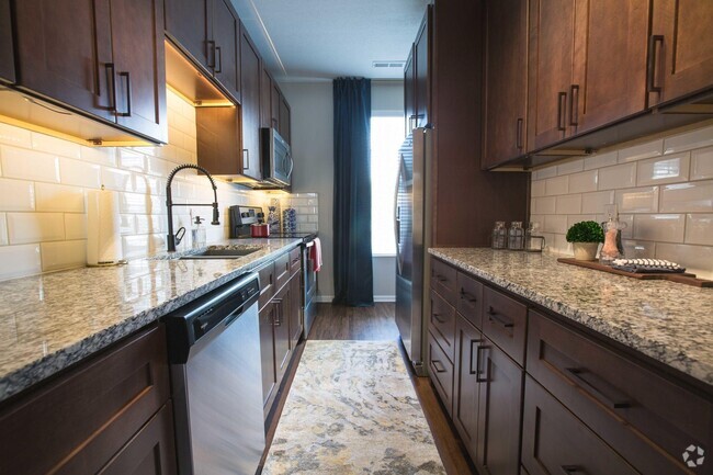 Granite Countertops - Cortland at New Albany Rental