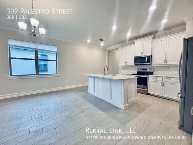 Photo - 309 Palestro St