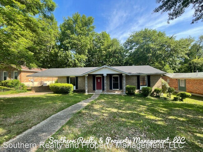 3 br, 2 bath House - 4401 Donovan Drive - 3 br, 2 bath House - 4401 Donovan Drive