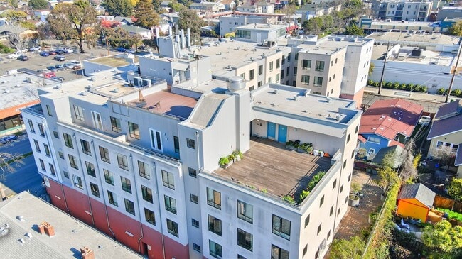 Photo - Acton Courtyard