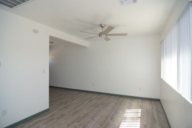 Photo - Remodeled 2 Bedroom 1 Bath Duplex! Great Central Tucson Location!