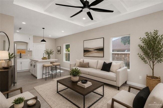 701 N Emerald Ave Unit 4