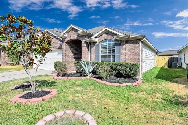 Photo - 19454 Plantation Cove Ln