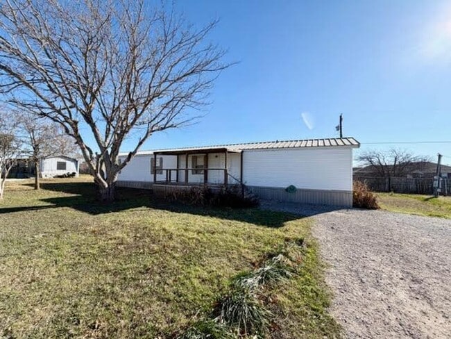 Photo - 136 Burkhart Ln