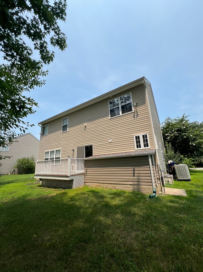 Photo - 45593 Pleasant Mill Dr