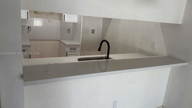 Photo - 18310 Mediterranean Blvd Unit 8-24