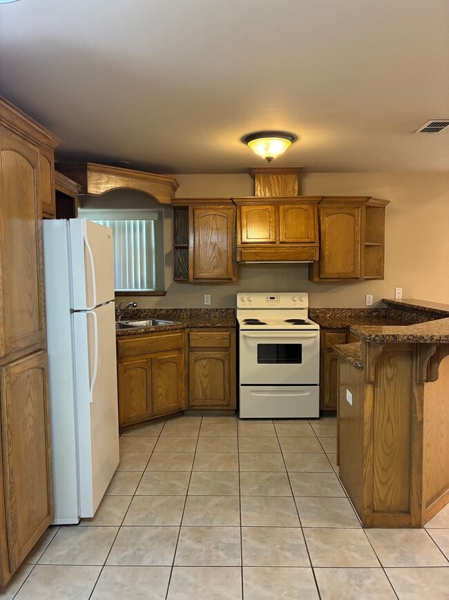 Photo - 1206 S Palm Dr Unit 3