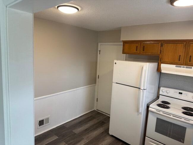 Photo - 315 Hawthorne Ct Unit B