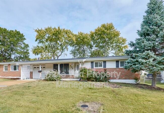 Photo - 803 Holiday Ave