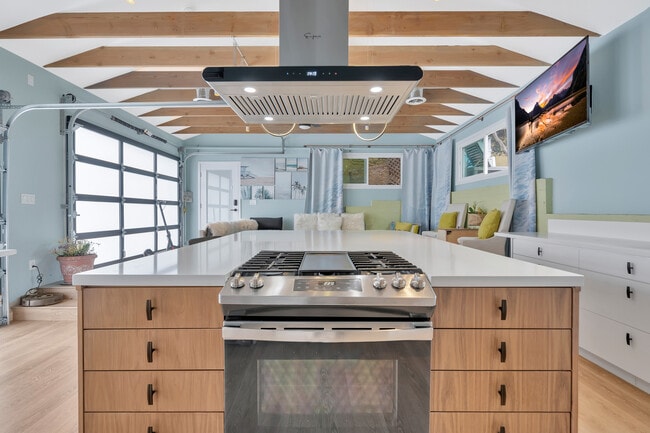 Photo - 416 Virginia St