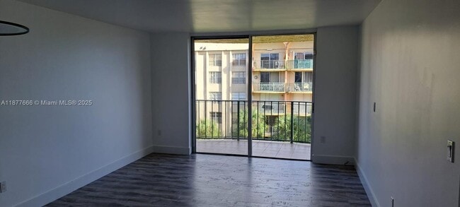 Building Photo - 9320 Fontainebleau Blvd Unit 513 Rental