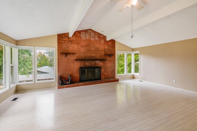 Photo - Beautiful 3 Bed, 1.5 Bath Rental Home in G...