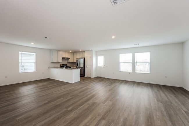 Photo - 12014 Overton Wy