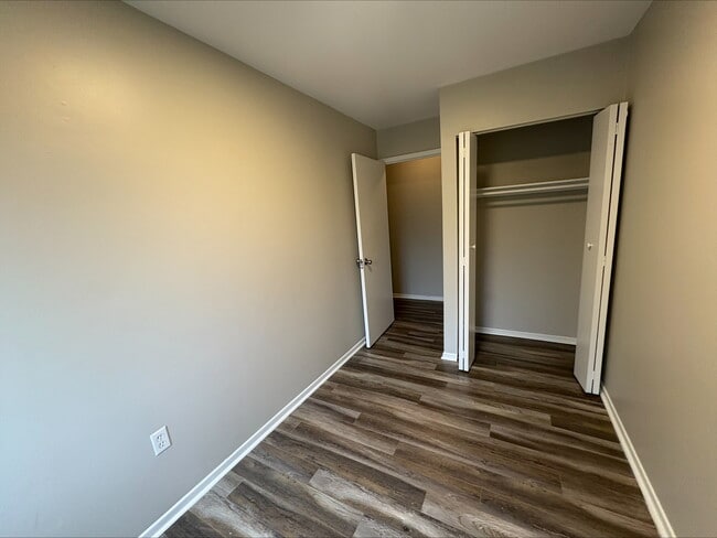 Photo - 11 Reading Crescent Unit 6