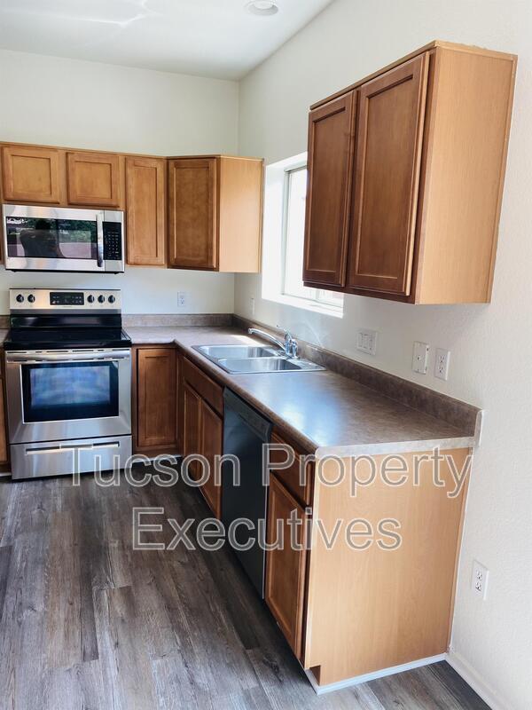 Photo - 11879 W Fontenelle Dr