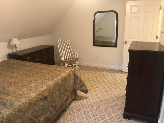 Photo - 562 New Hampshire Rte 103