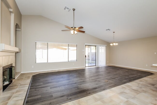 Photo - 8748 W Salter Dr