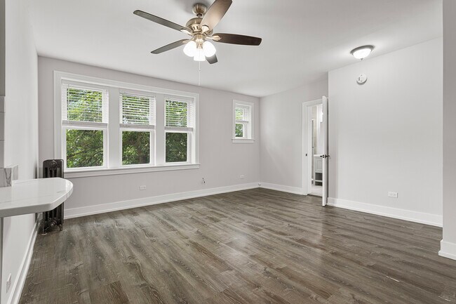 Photo - 1521 W Sherwin Ave Unidad 405