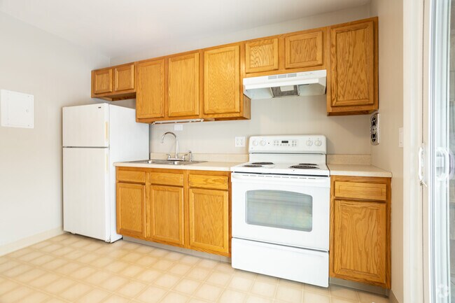 Photo - Oneida Garden Apartments