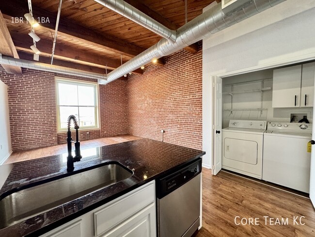 Photo - 202 W 5th St Unit 409