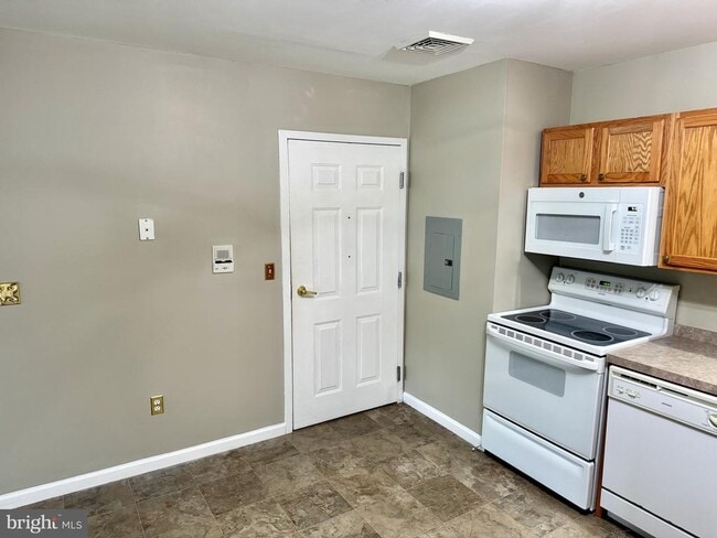 Photo - 531 W Penn Ave Unit 2