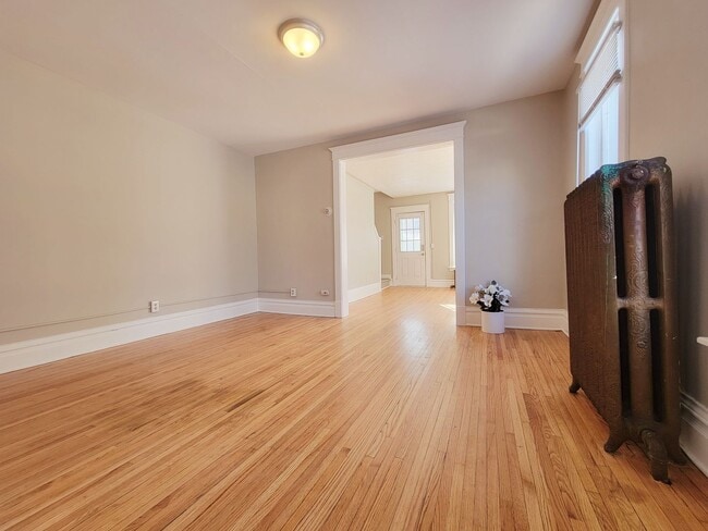 Photo - Large 2 Bedroom Side by Side Duplex Unit J&A 230 West