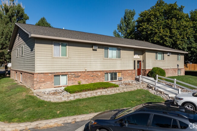 Building Photo - Rock Creek Rental