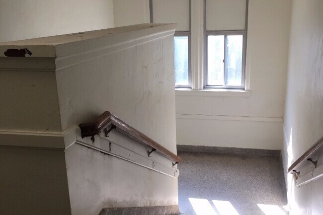 Photo - The Vanville