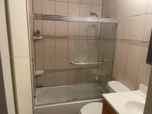 Photo - 2020 NE 51st Ct Unit 202