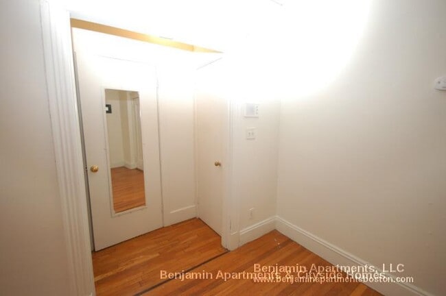 Photo - 235 Park Dr Unit 9