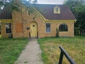 Building Photo - 511 S Lutterloh Ave