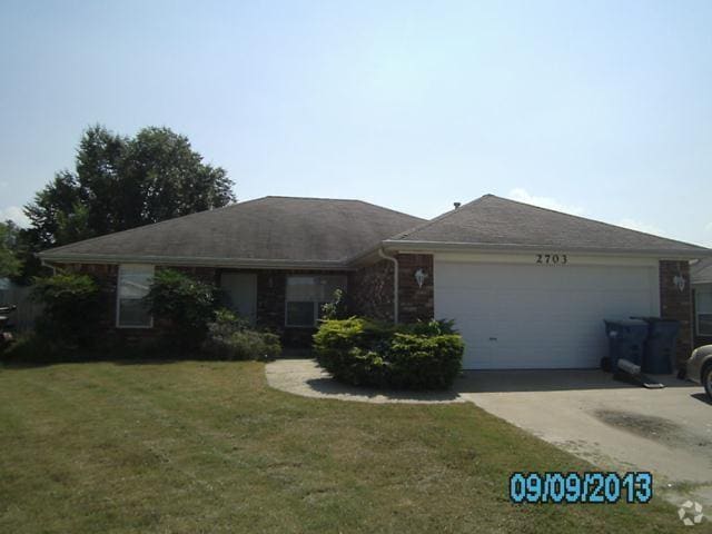 Building Photo - 2703 SW Huron Ct Rental