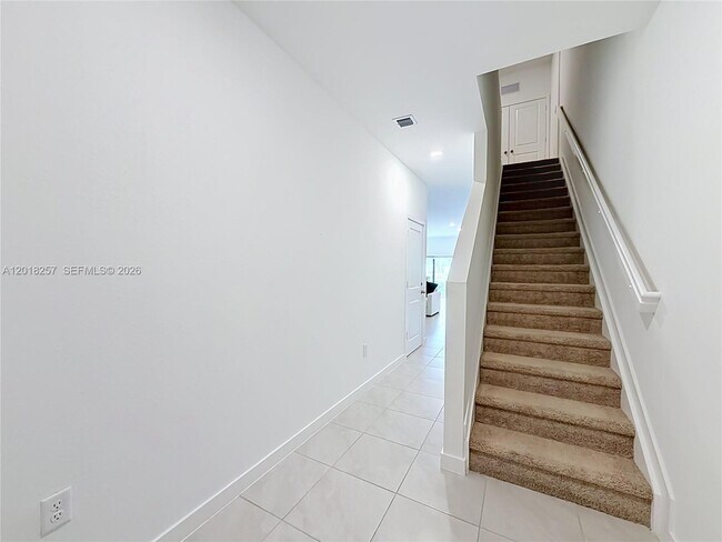 Photo - 939 NW 3rd Terrace