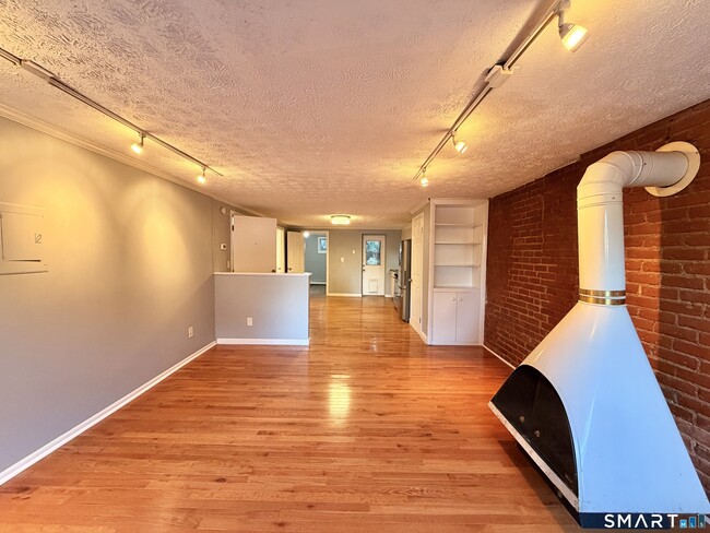 46 Warren St