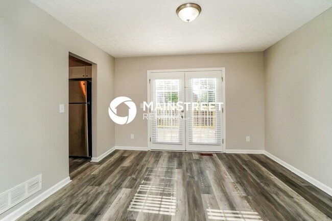 3 Bedroom Pet-Friendly Home in REYNOLDSBURG, OH with Main Street Renewal