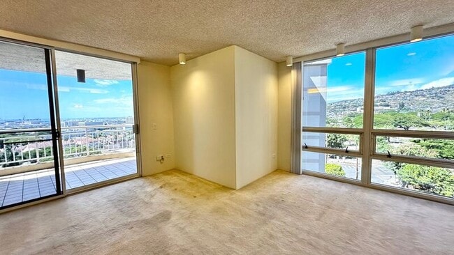 Photo - 2047 Nuuanu Ave Unit #1203