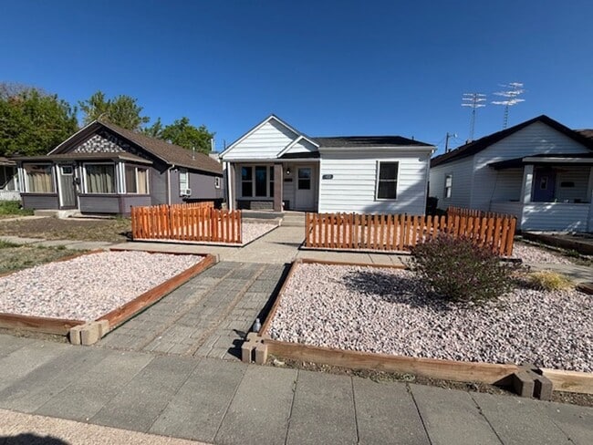 Adorable 4 Bedroom 2 Bathroom Single Famil... - Adorable 4 Bedroom 2 Bathroom Single Famil... Casa
