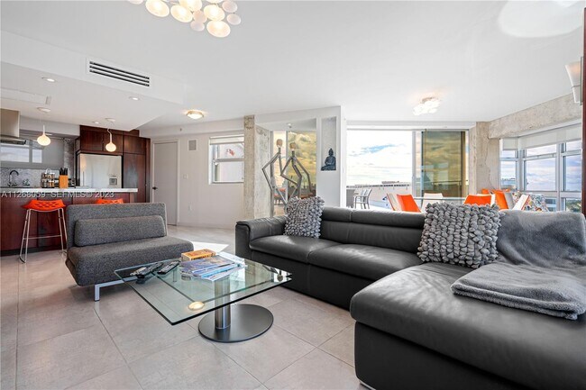 Photo - 1881 Washington Ave Unit PHG