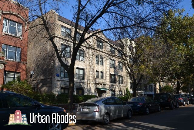 Building Photo - 546 W Wellington Ave Unit A02C