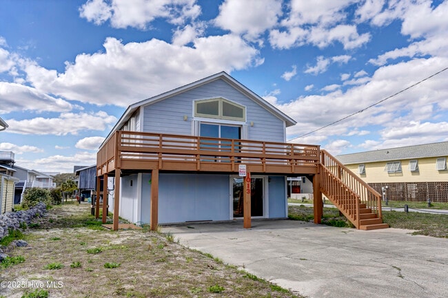 Photo - 1013 N Shore Dr