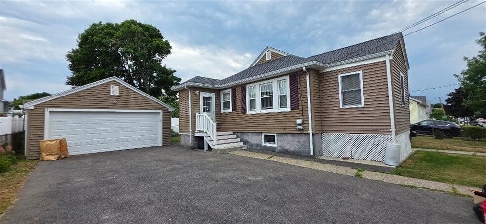 41 Belmont St