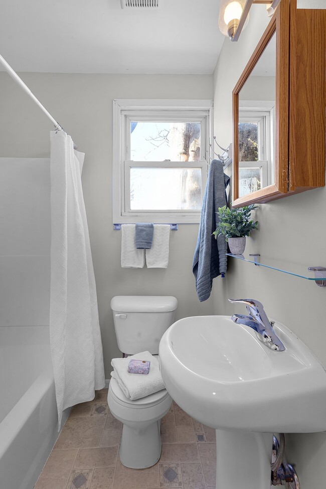 Photo - 6749 Plateau Ave Unit 1F