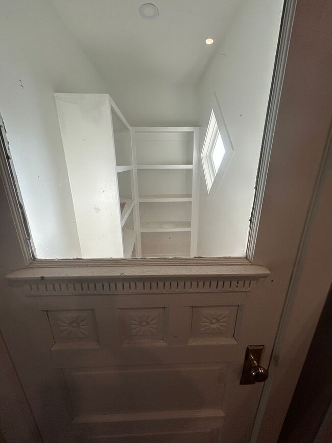 Photo - 839 Locust St