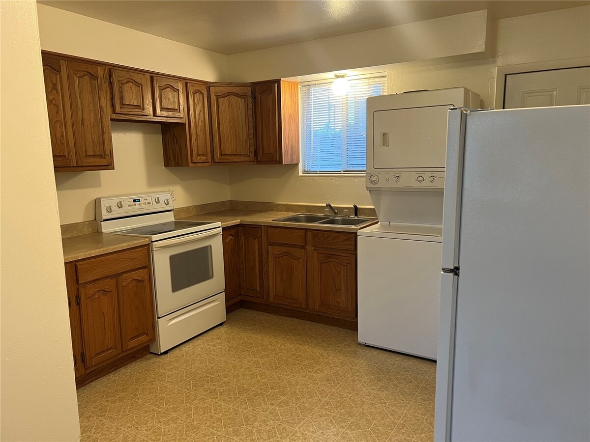Photo - 117 N 14th St
