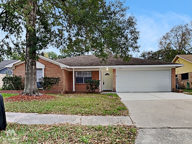 Building Photo - 6127 Heatherbrook Dr