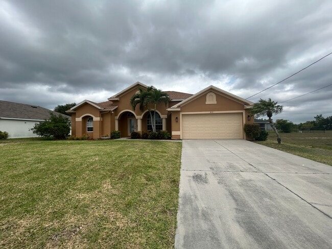 Photo - Gorgeous 4/2 wont last long