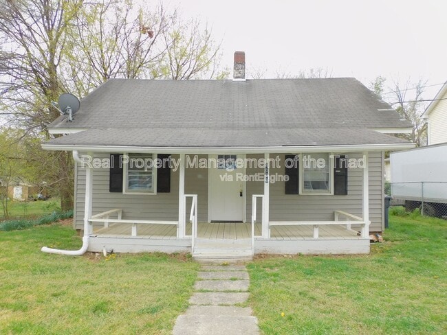 Building Photo - 1008 Cranbrook St Rental