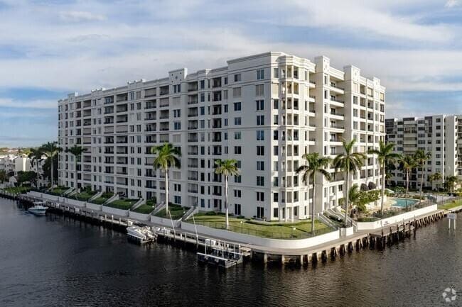 Building Photo - 2880 NE 14th Street Causeway Unit 601 Rental